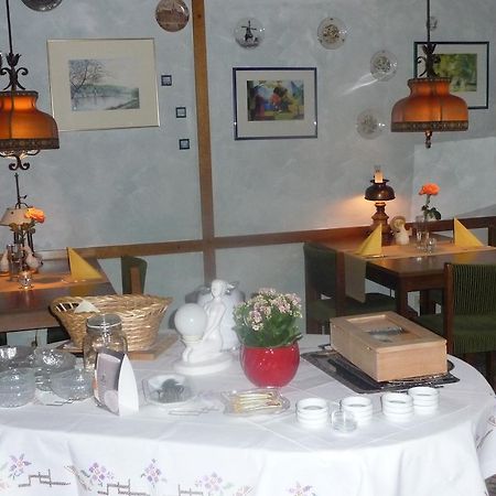Hotel-Garni-Sonnenlay 베른카슈텔쿠에스 외부 사진